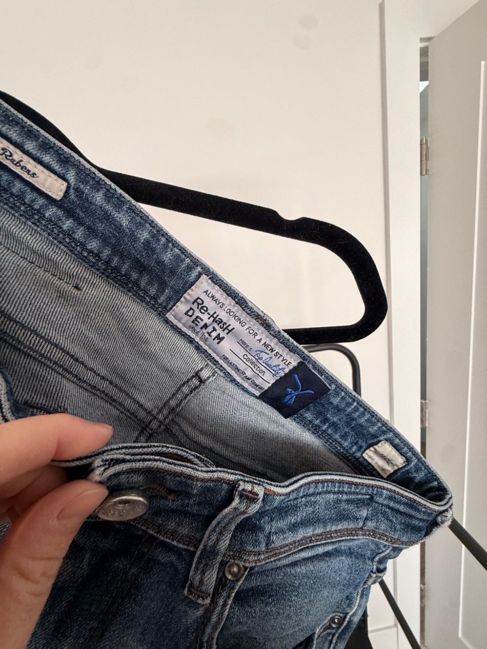 Re-Hash Rubens Italian Jeans Size 31 - Picture 2 of 6